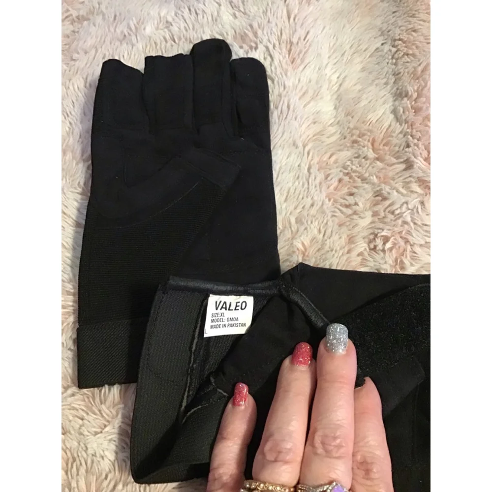 Women's VALEO Black & White XL Fitness Gloves